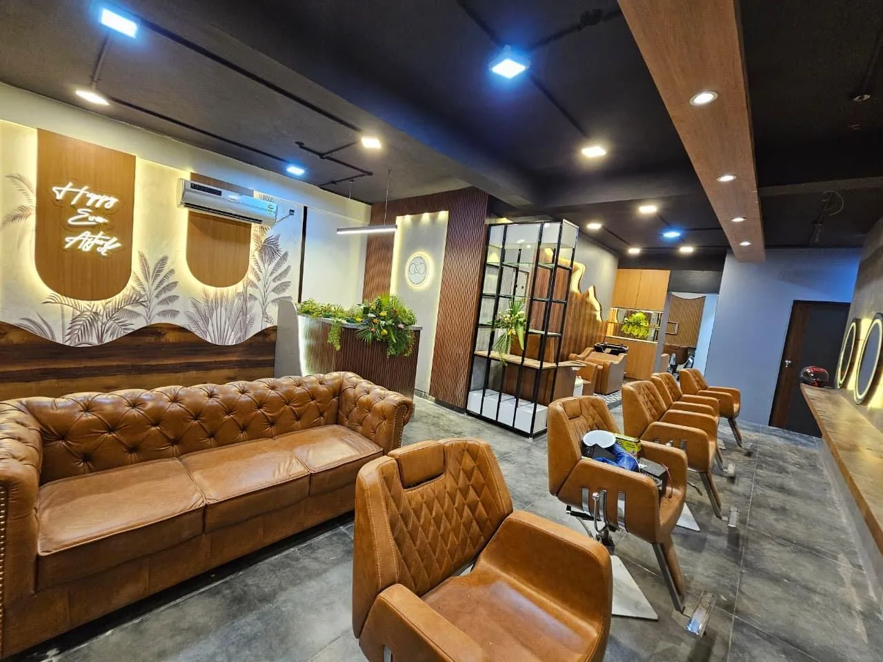 Cuts & Curls - Affordable Unisex Salon