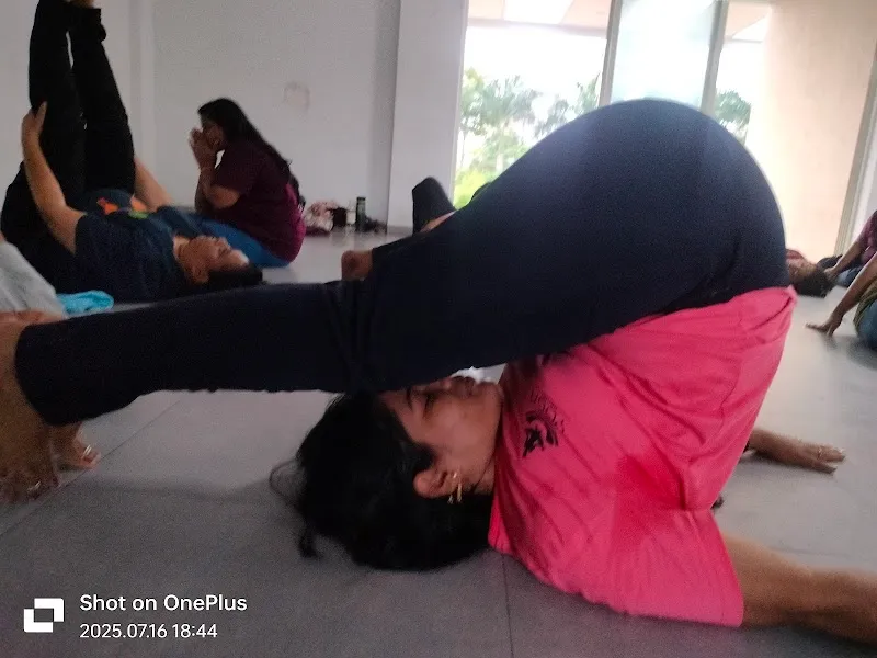 GLAMFIT YOGA CLASSES