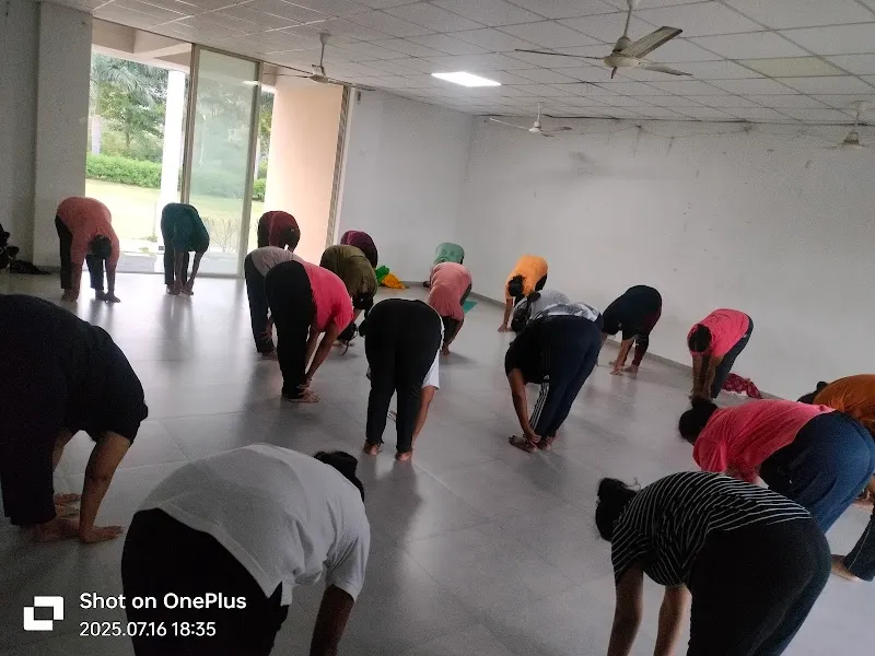 GLAMFIT YOGA CLASSES
