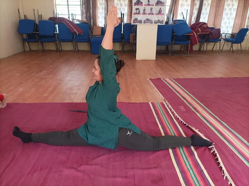 GLAMFIT YOGA CLASSES