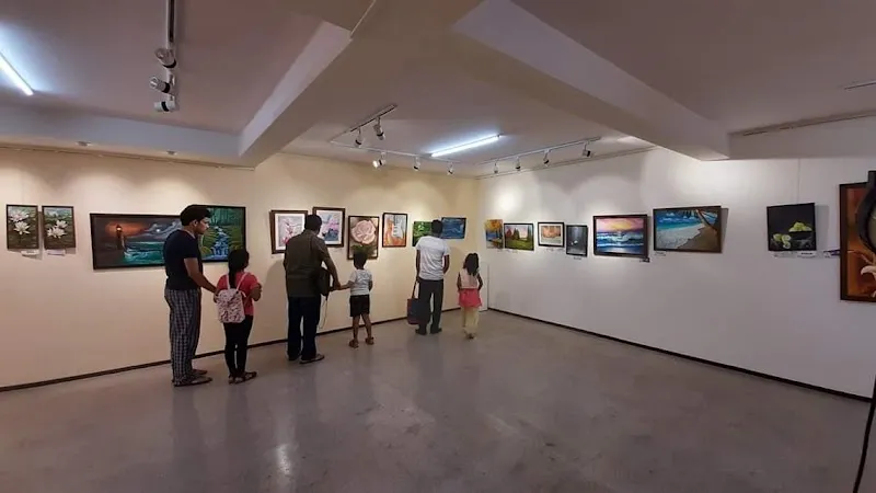 Shiny Colors Fine Art Classes