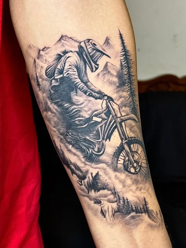Back Benchers Tattoo Studio 24/7 Open