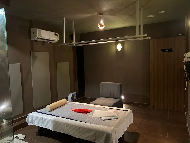 Spa Cave