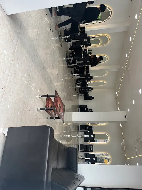 AGD Unisex Salon