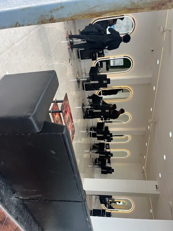 AGD Unisex Salon