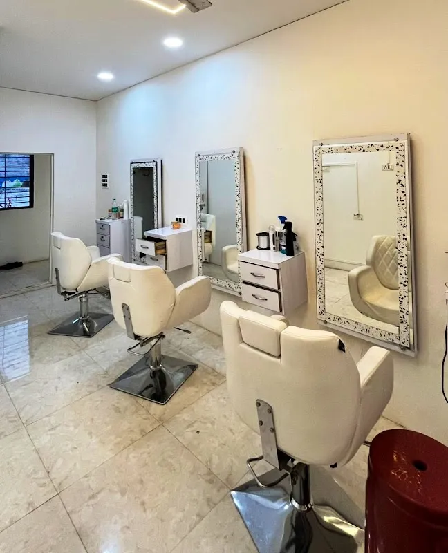 AGD Unisex Salon