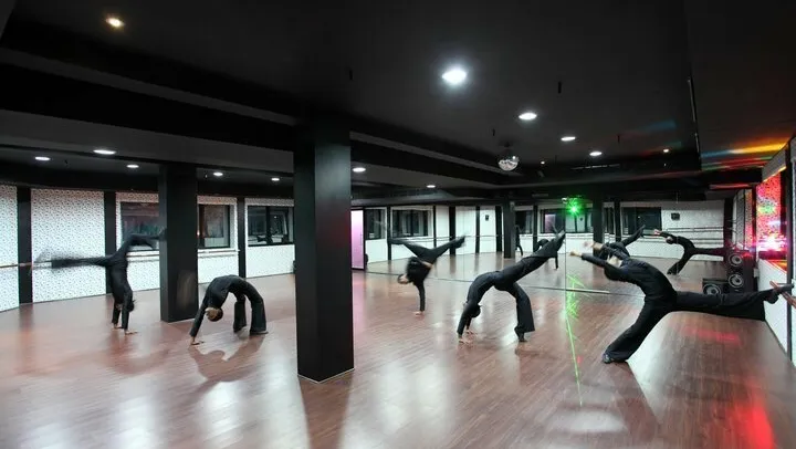 James Dance Company