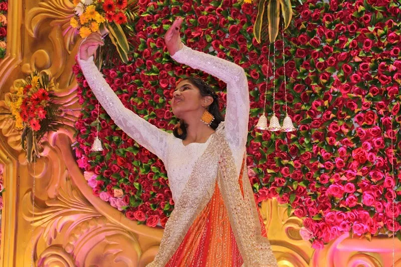 Aarti Dance Academy