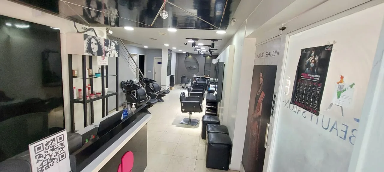 Lakme Salon in King Koti,Hyderabad