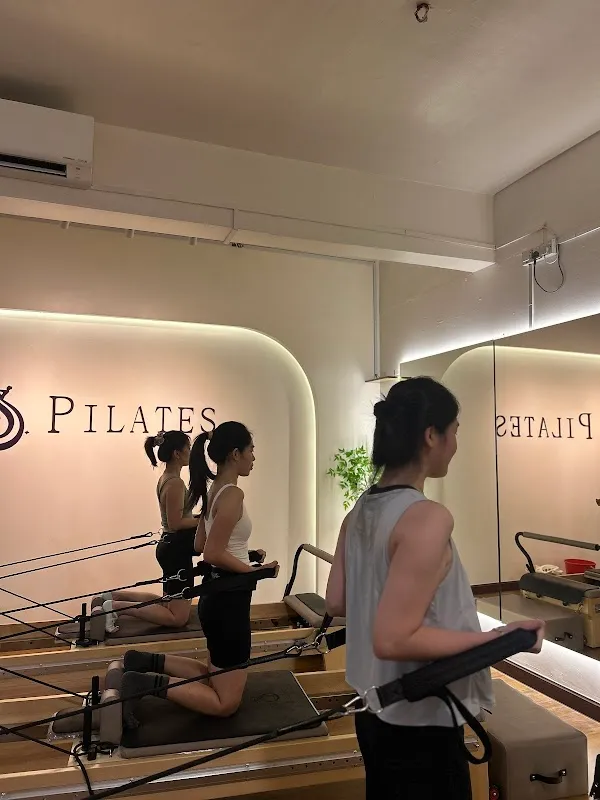 S Pilates studio