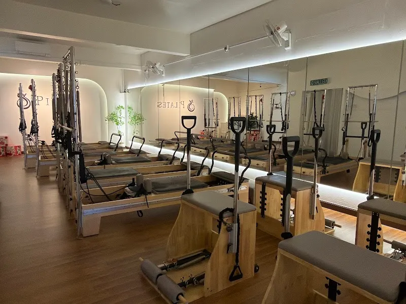 S Pilates studio
