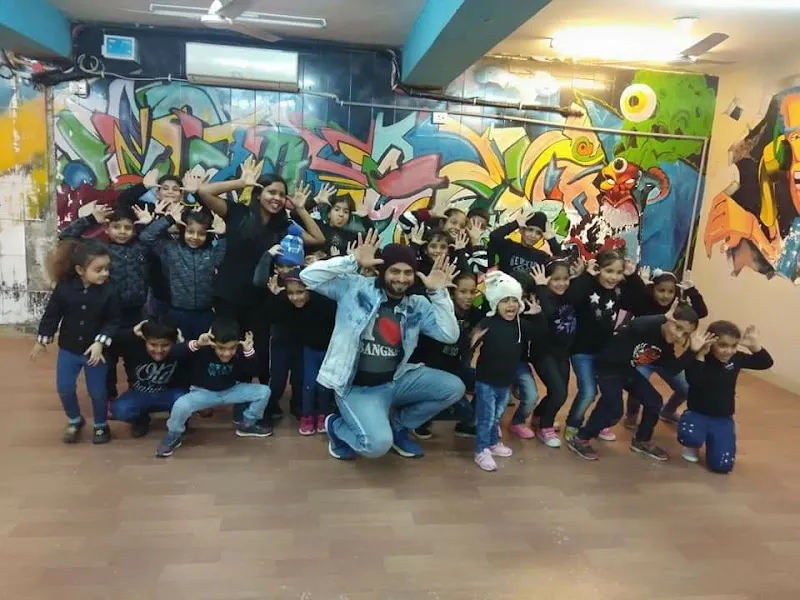 DANCING FEET STUDIO PVT LTD