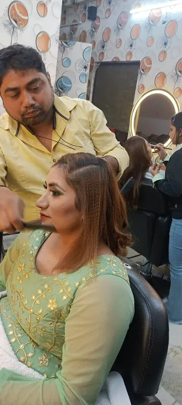 THE ACTIVE SALON