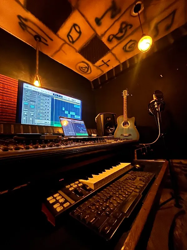 Dixi music studio
