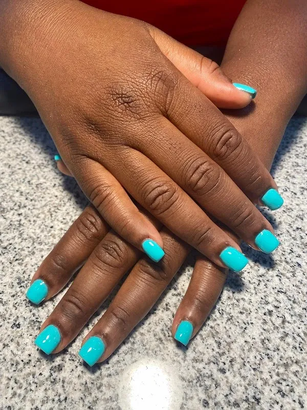 Poised with Perfection Salon Lounge