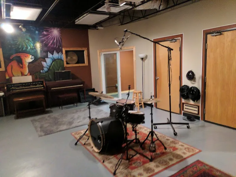 Sessionworks LLC.