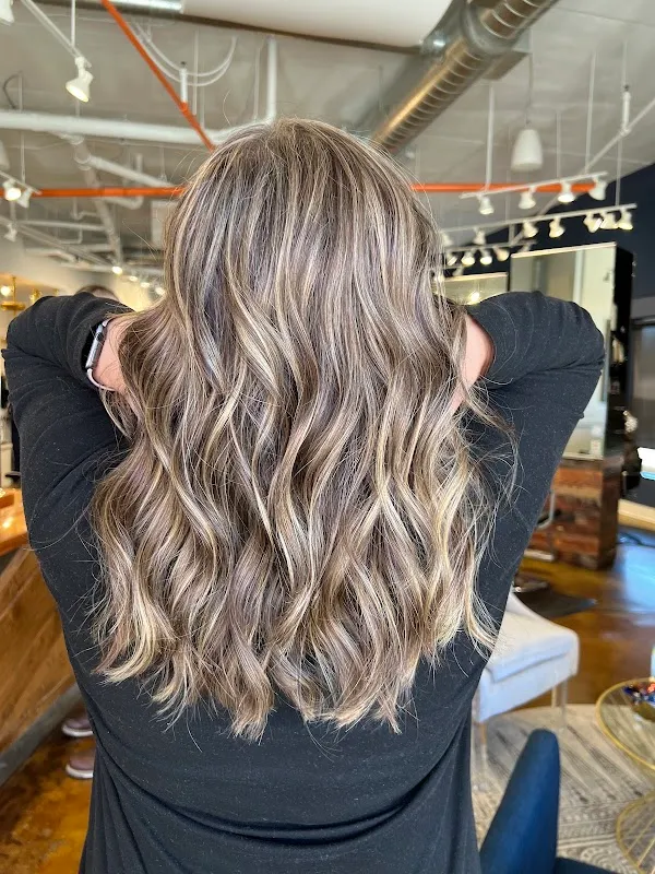 Pasha Salon