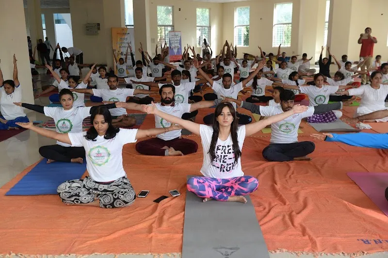 Dheergayu Institute Of Yoga(R)