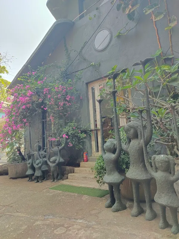 Nine Fish Art Gallery