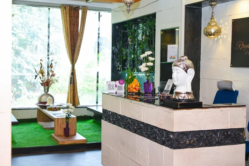 Royal Thai spa & Beauty bar