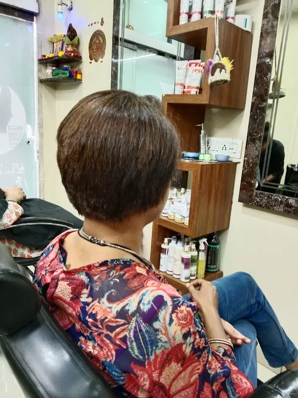Hiral Beauty Salon