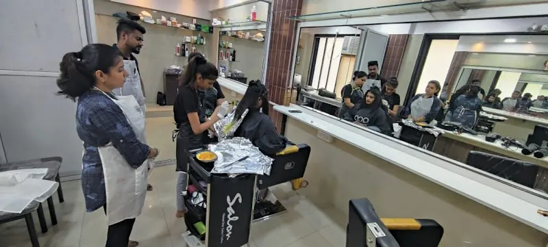 Lavish Beauty Salon & Academy