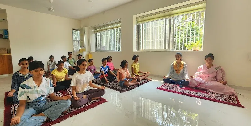 RIA YOGA