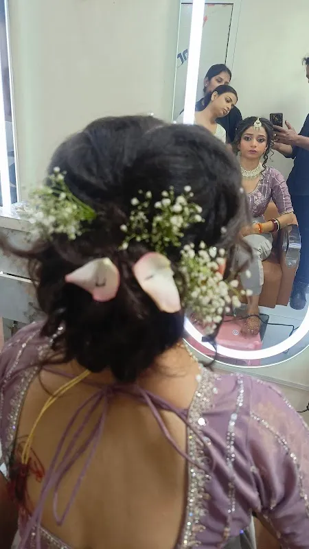 Dmd Salon