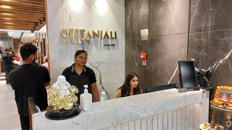 Geetanjali Salon - Pacific Mall, New Delhi