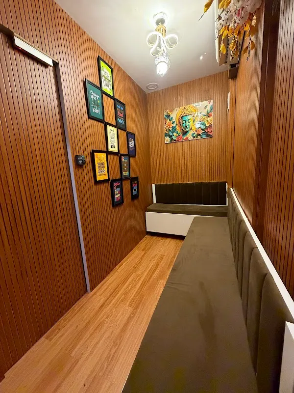 Royal 11 Spa & Wellness - Massage in Borivali West