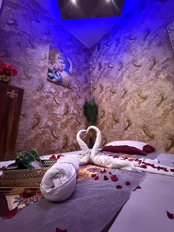 Royal 11 Spa & Wellness - Massage in Borivali West