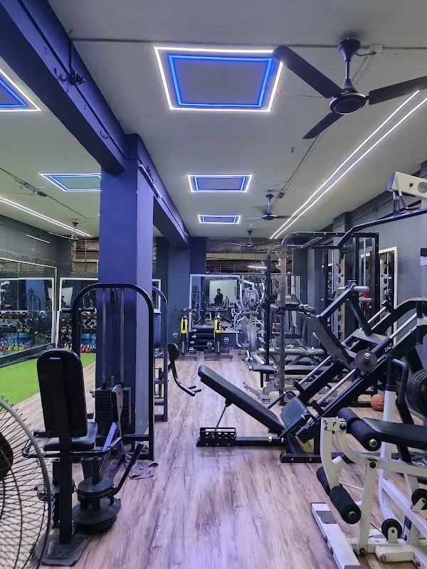 Snap fitness studio (women)