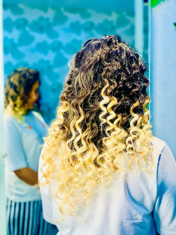 Habib One Salon and Makeup Studio - Unisex Salon in Najafgarh