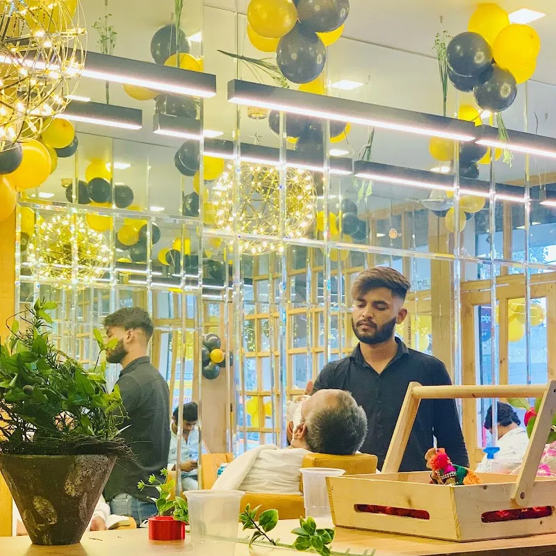 Habib One Salon and Makeup Studio - Unisex Salon in Najafgarh