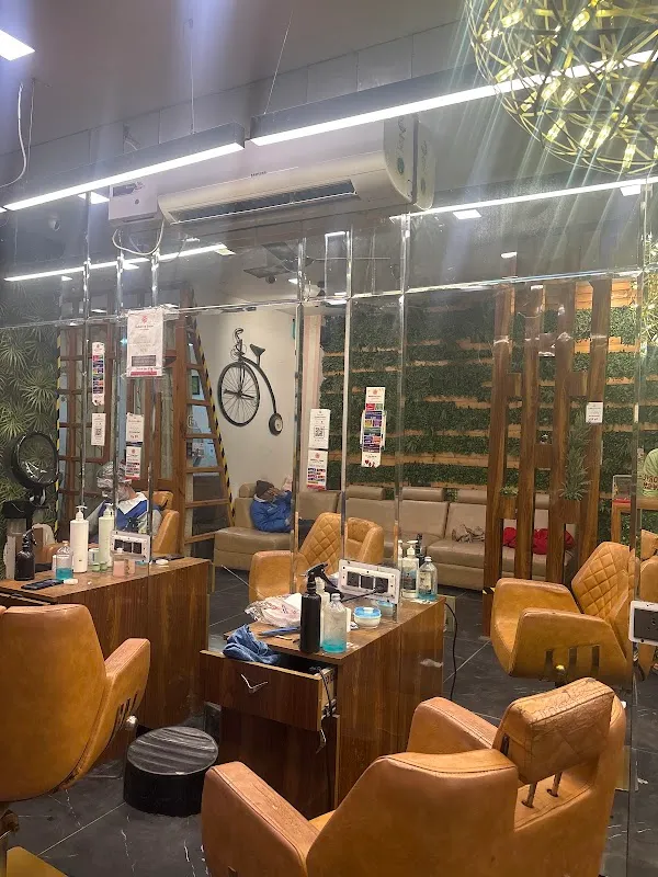 Habib One Salon and Makeup Studio - Unisex Salon in Najafgarh