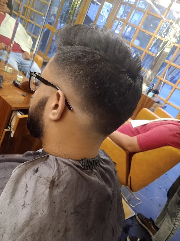 Habib One Salon and Makeup Studio - Unisex Salon in Najafgarh