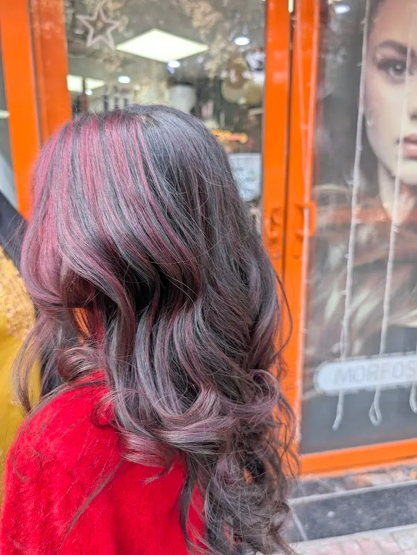 The Specialist Unisex Salon