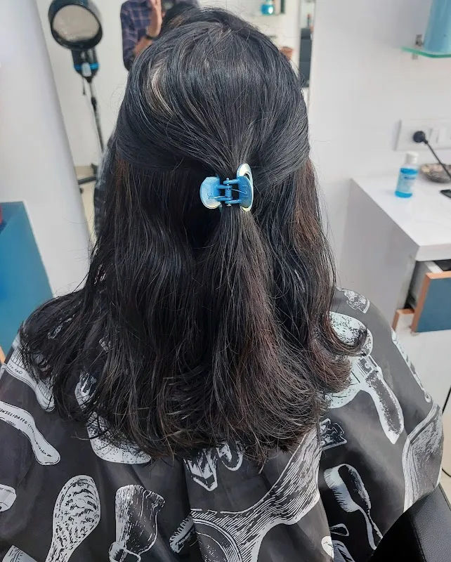 NB UNISEX SALON