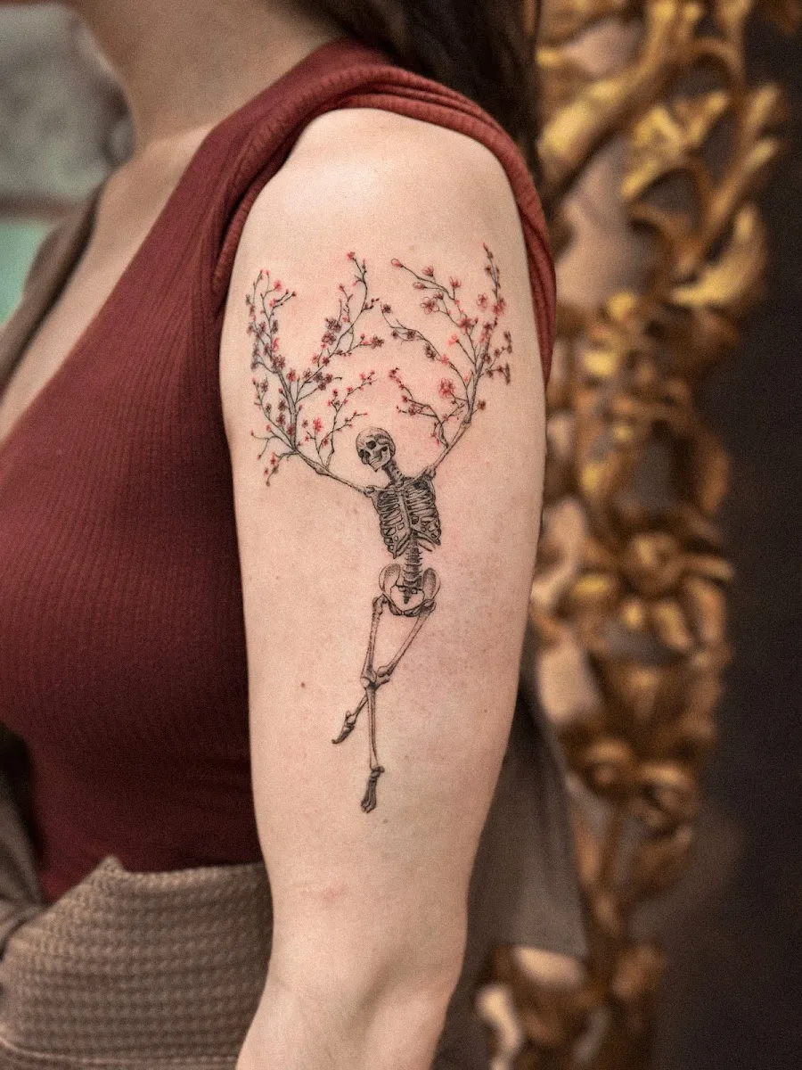 Aureo Roma Tattoo & Gallery