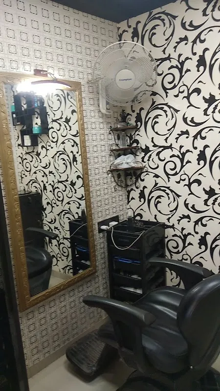 MAHARASHTRA PHOTO STUDIO