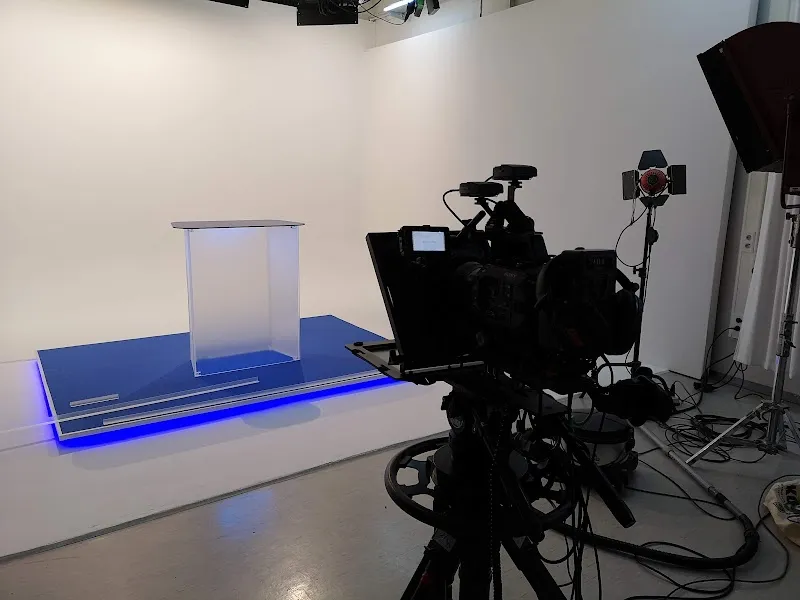 Artwerkstudios GmbH - Mietstudio für Foto- und Filmproduktionen