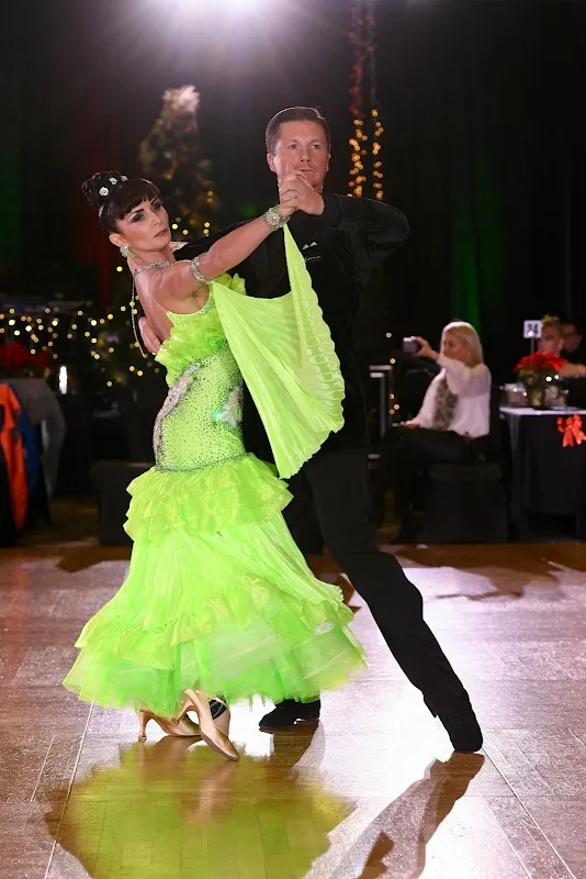 FRED ASTAIRE DANCE STUDIO