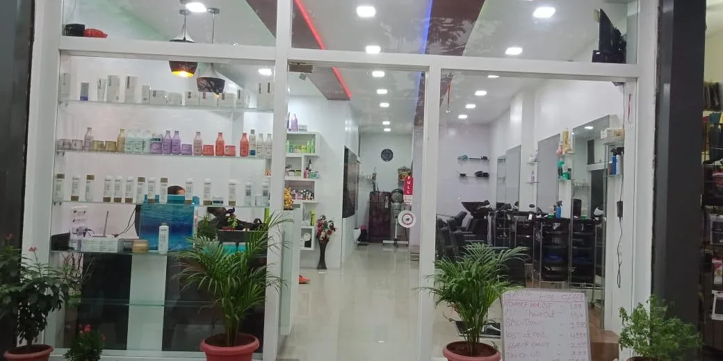 Looks Beauty Hair Studio