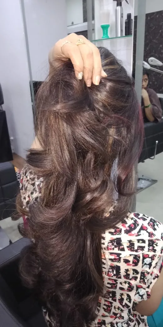 Looks Beauty Hair Studio