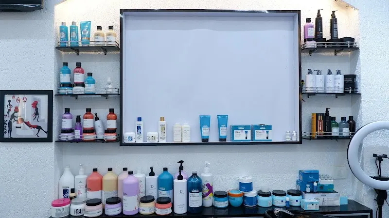 J+ Salon