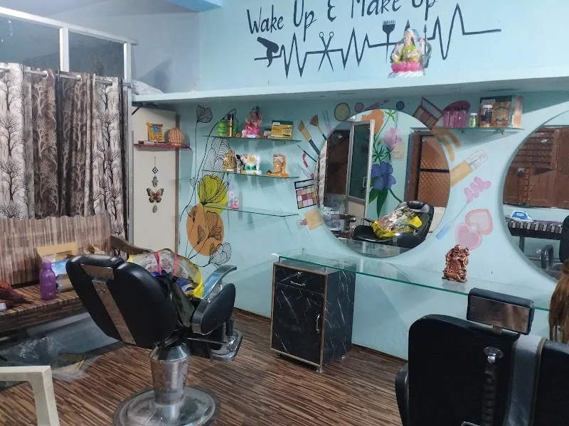 Ravindra Photo Studio