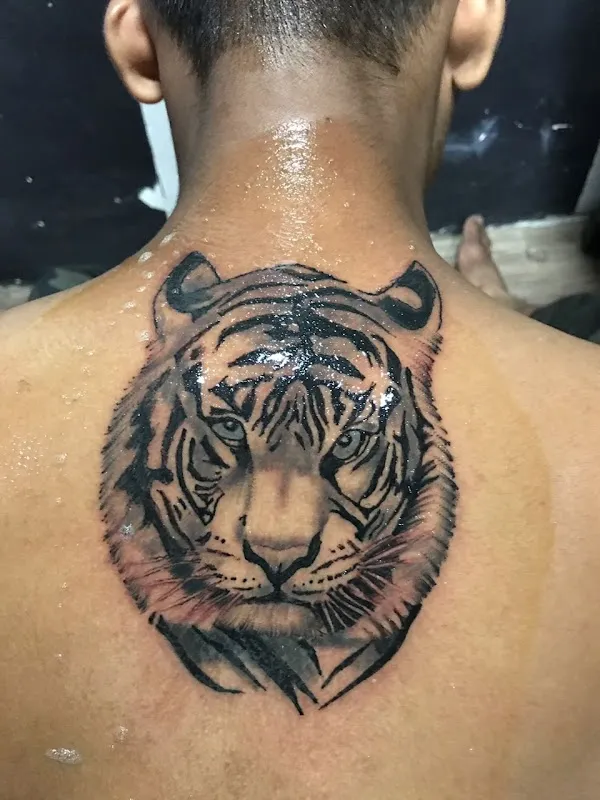 Mad Inkers Tattoo Studio