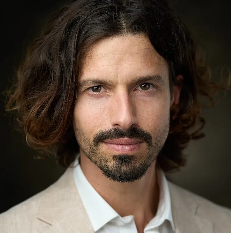 Professional Headshots & Family Portraits by Eric Campbell Photography