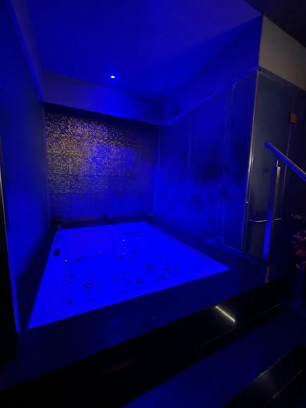 SERENITY LUXURY SPA