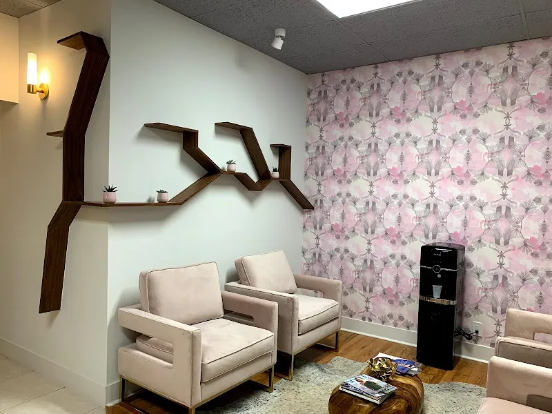 Barehandspa LLC
